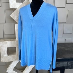 Retrology sweater top shirt blue long sleeve V neck Size Small